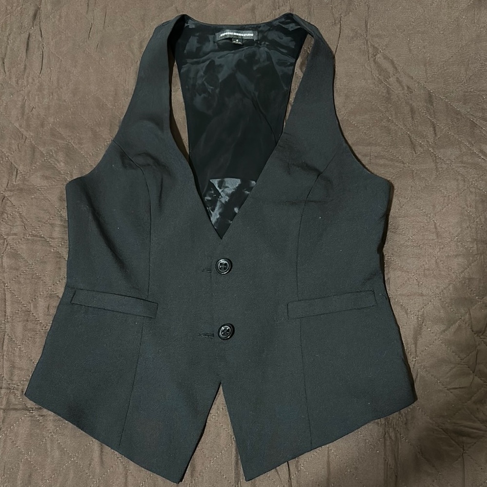 Express Design Studio Racer back Black Vest
